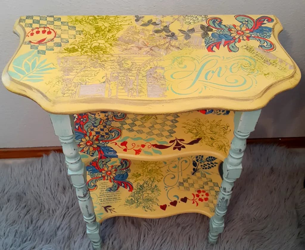 Abundant Grace Table