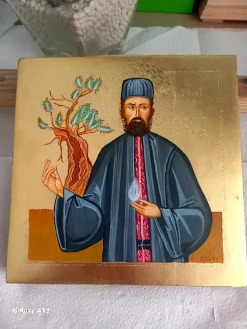 Divine Presence: An Iconic Representation of Faith and Serenity