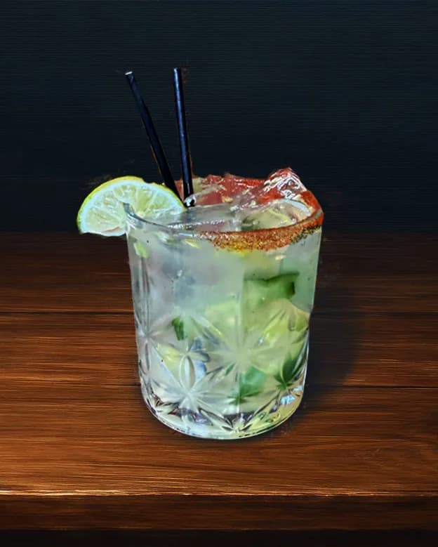 Refreshing Moments: A Chill Cocktail Experience in Every Sip