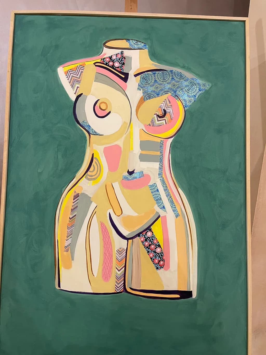 Vibrant Curves: An Abstract Celebration of Form and Color
