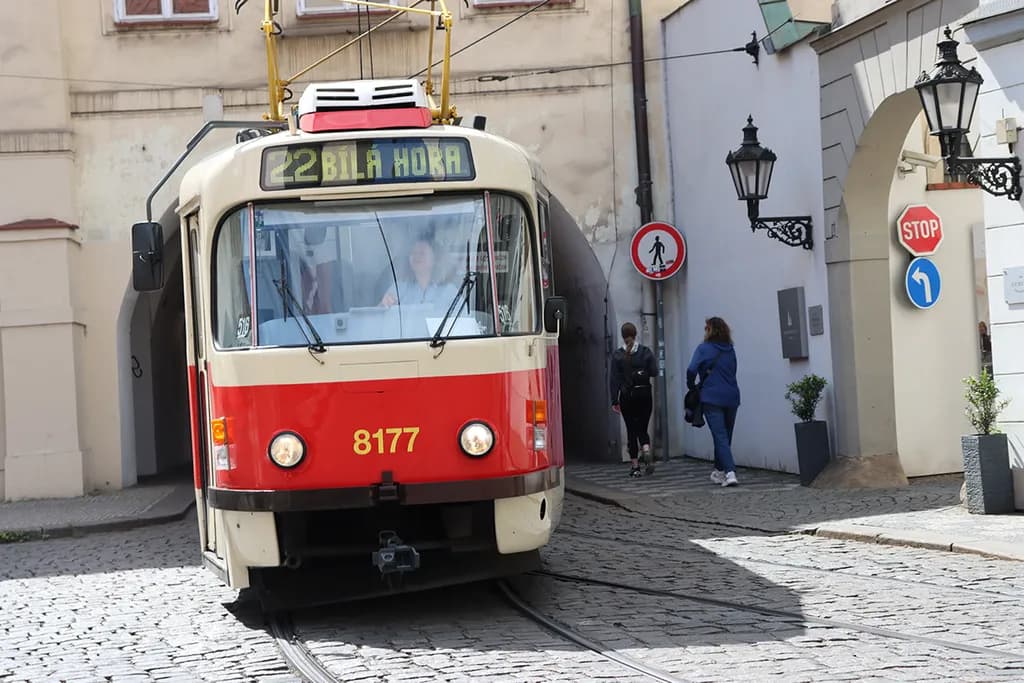 Urban Symphony: The Journey of Tram 22 Through Historic Streets