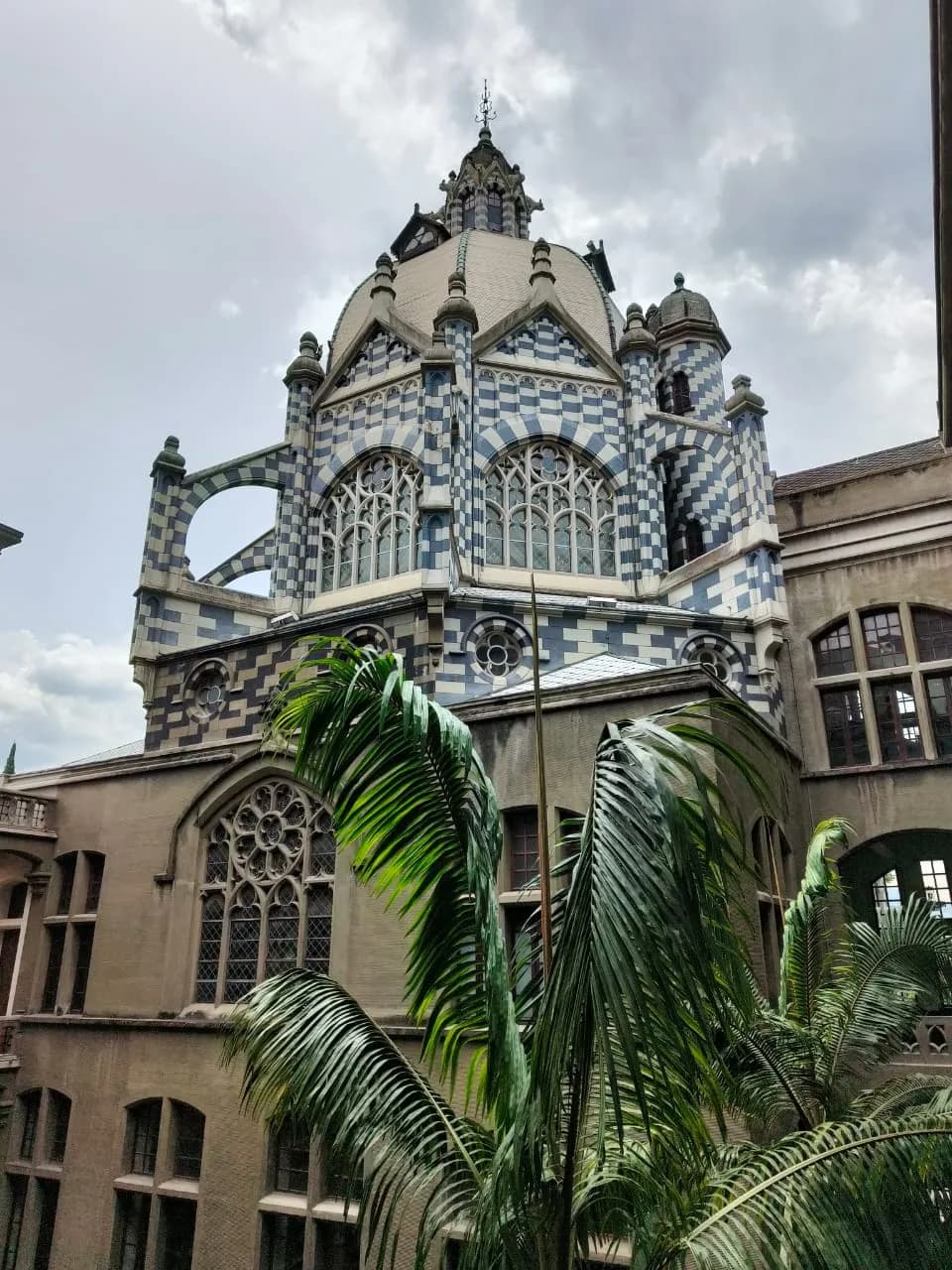 Whispers of Architecture: A Serene Encounter with Nature and Design