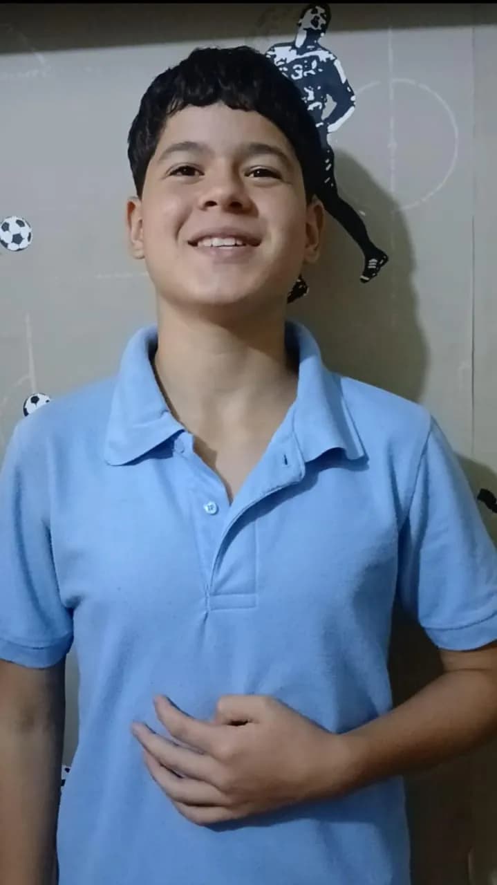 Cheerful Blue Portrait: A Bright Smile in Casual Style