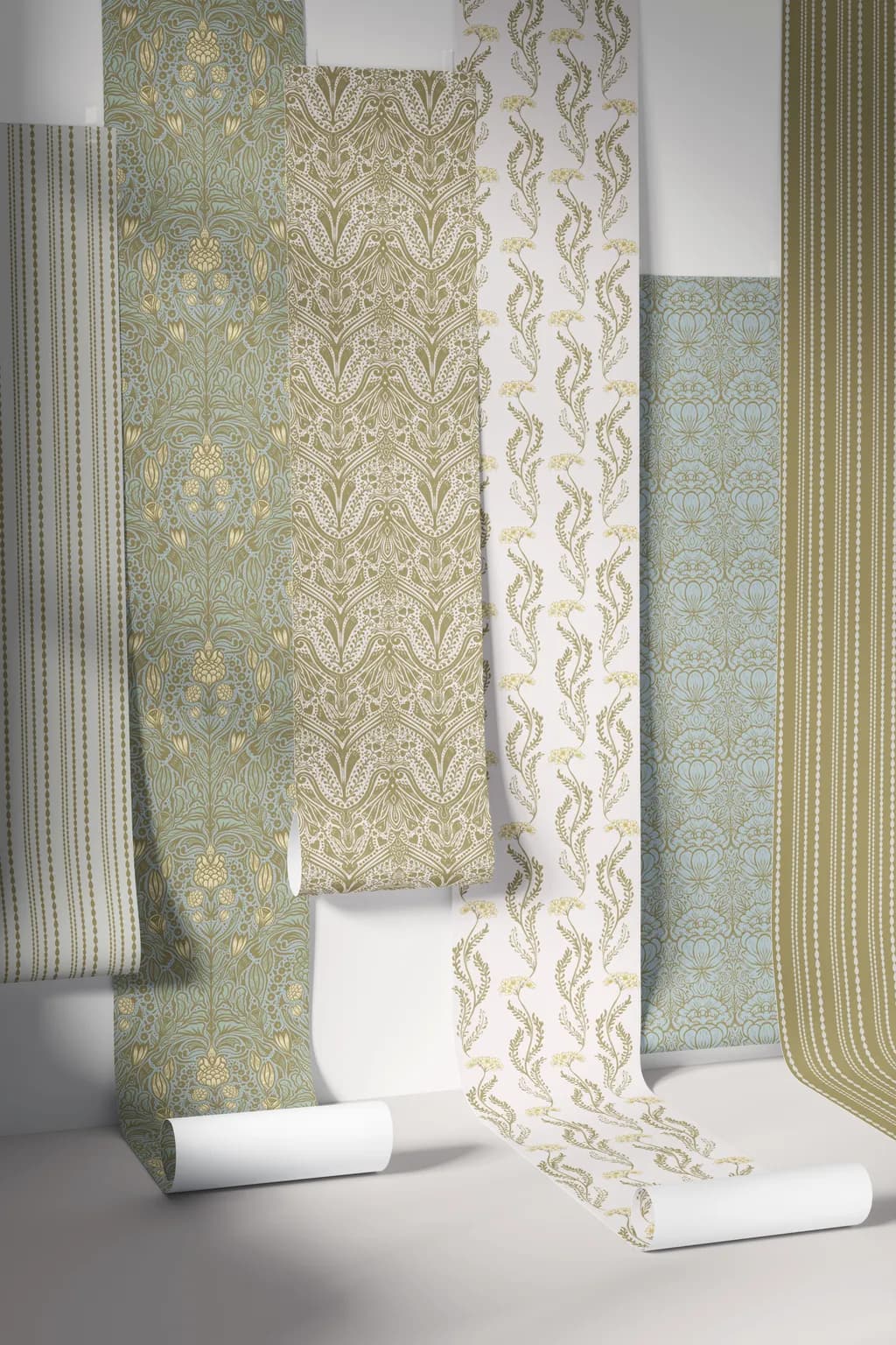 Elegant Vintage Floral Patterns: A Decorative Textile Collection for Timeless Interiors