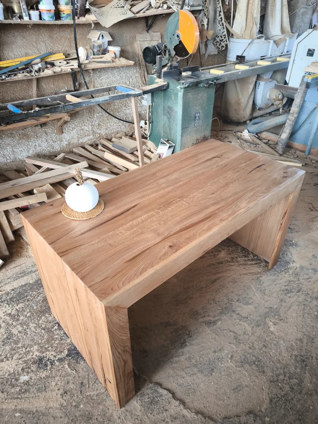 Natural Elegance: Handcrafted Wooden Table with Timeless Design and Artisan Craftsmanship