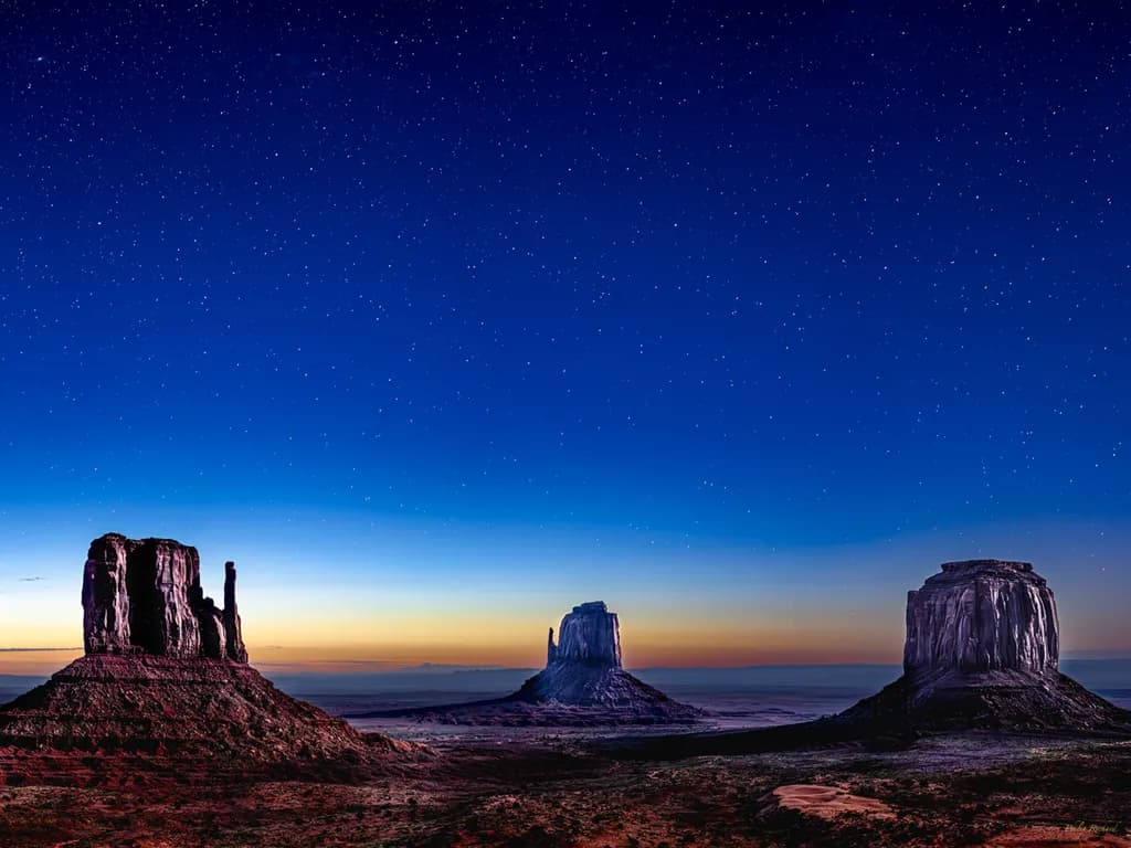 Out of Earth - Monument Valley