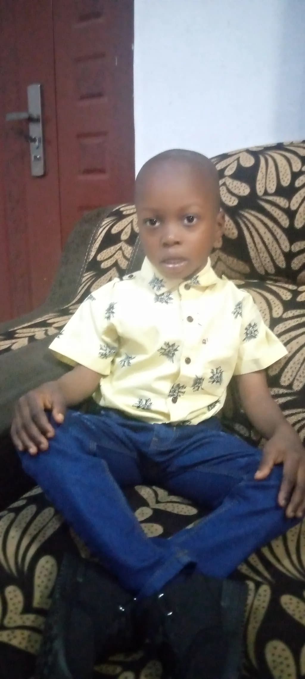 Charming Innocence: A Portrait of Childhood in Yellow and Blue