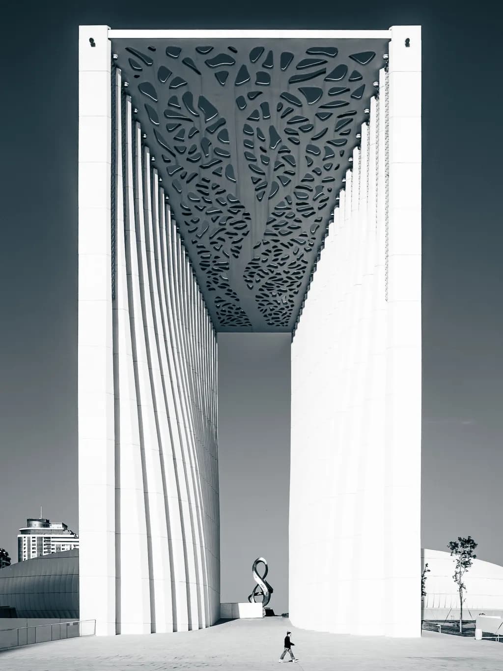 Threshold Geometry