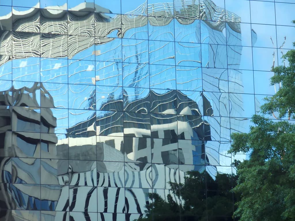 Reflexos Urbanos