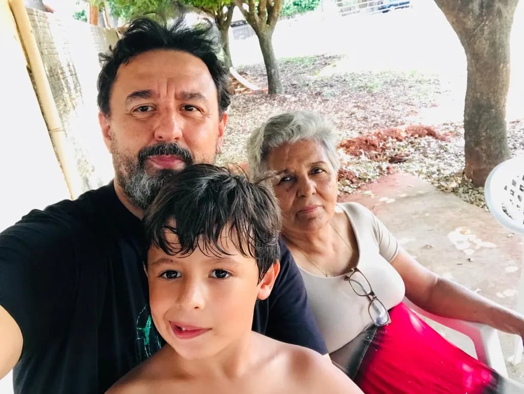 Generations of Love: A Family Portrait Capturing Moments of Togetherness