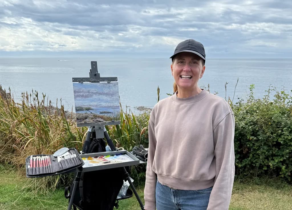 Joyful Landscapes: Capturing Nature's Beauty with a Smile in Outdoor Creativity