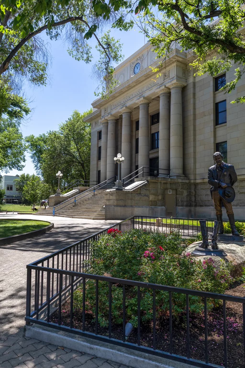 Courthouse Steps