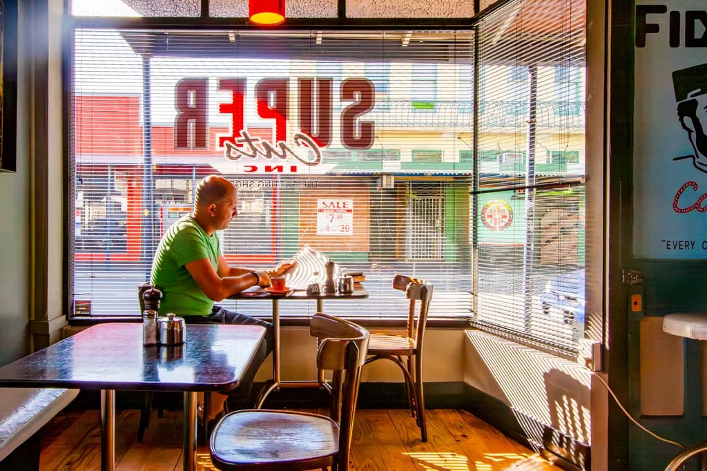 Diner Daylight