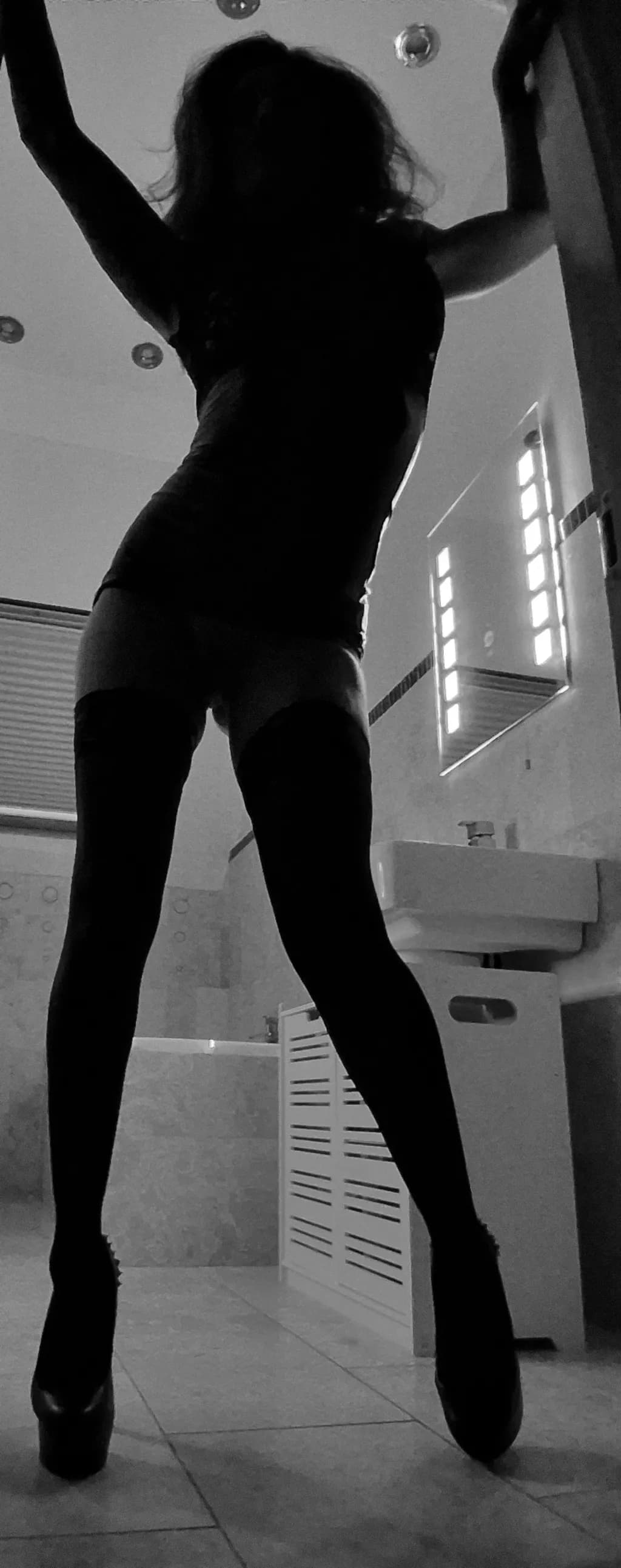 Silhouette in Stilettos