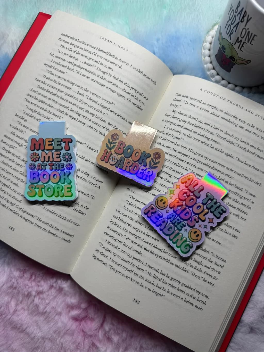 Bookmarks for Book Lovers: Colorful Quotes to Brighten Your Reading Journey