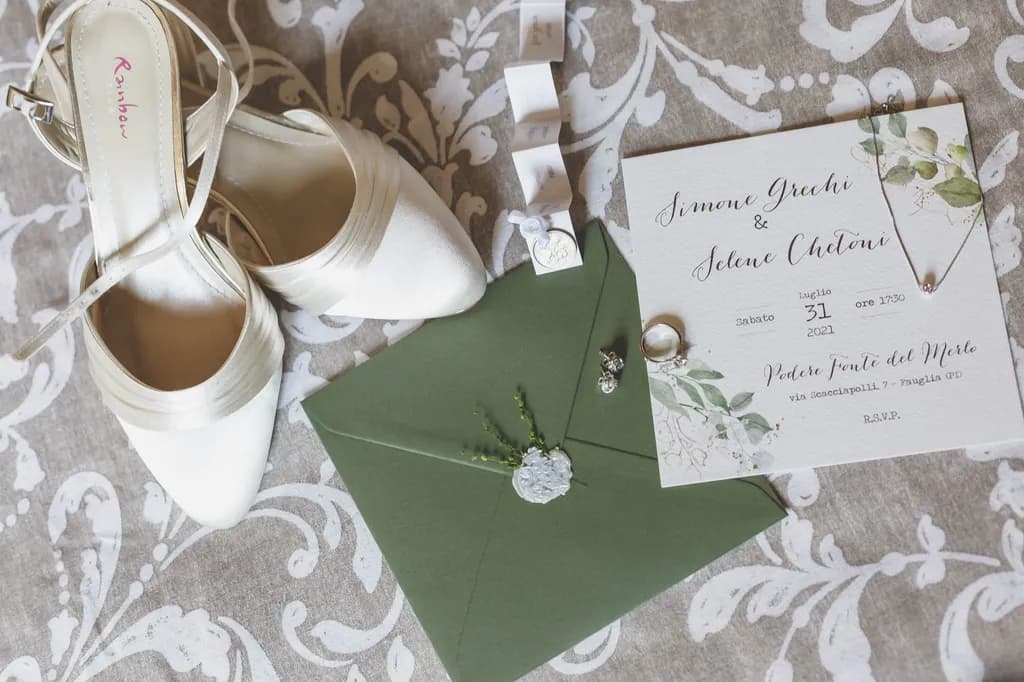 Whimsical Elegance: A Dreamy Wedding Invitation Ensemble with Delicate Details