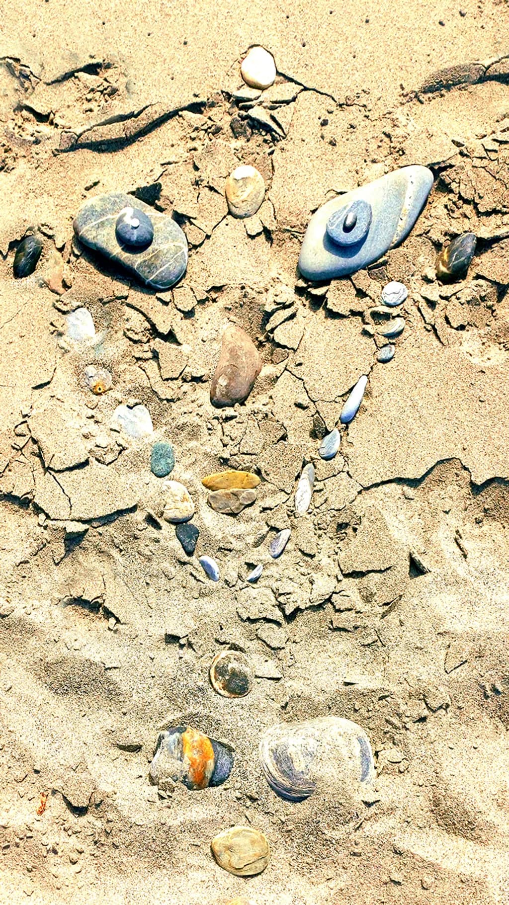 Grinning Sandscape