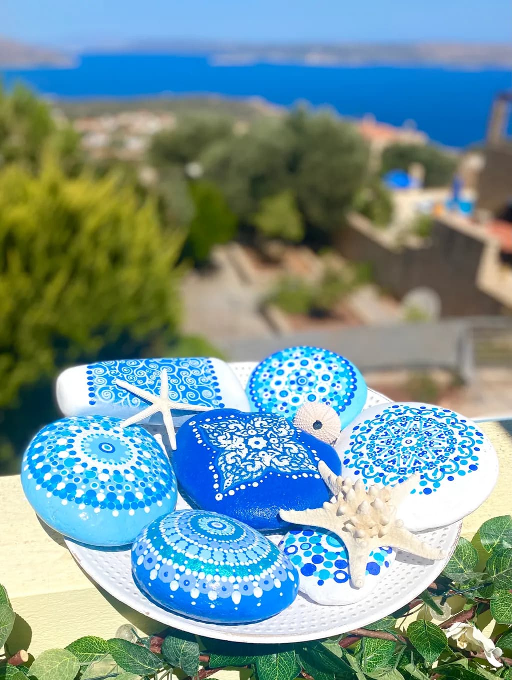 Ocean-Inspired Hand-Painted Stones: A Coastal Decor Collection for Your Home
