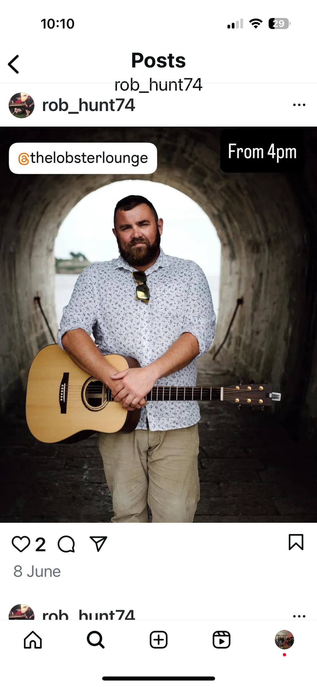 Melodies in the Archway: A Guitarist's Portrait of Passion