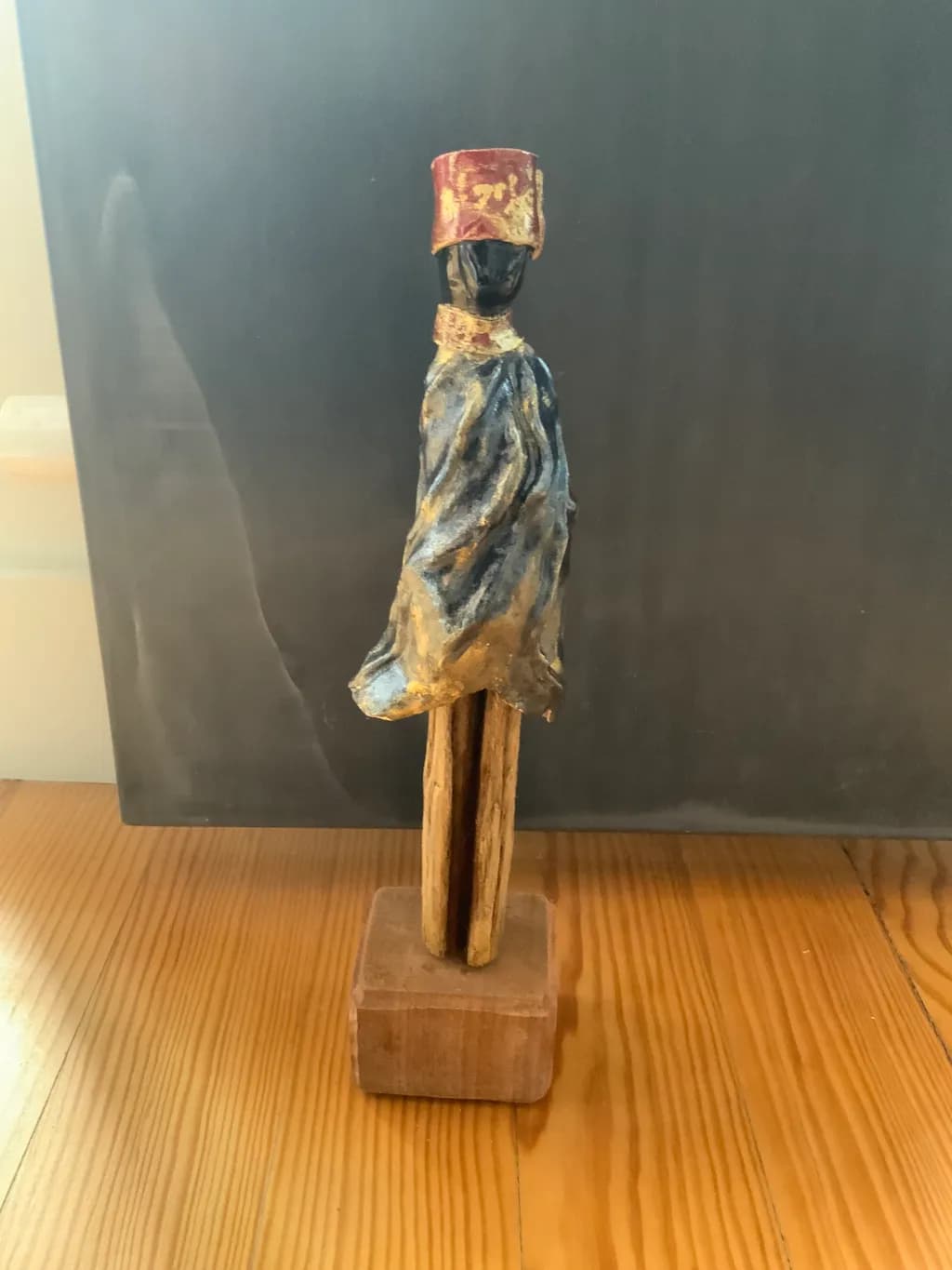 Worn Crown Guardian
