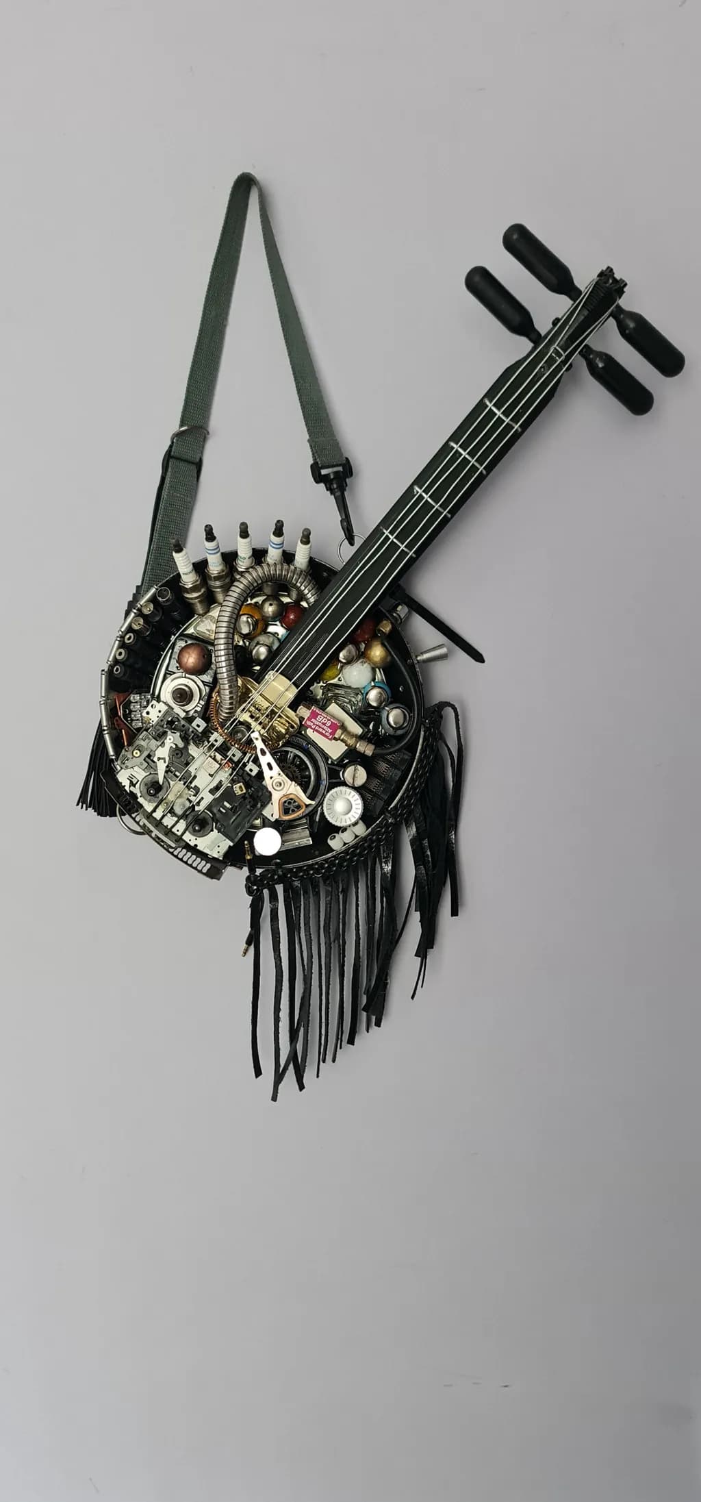 Banjo Assemblage