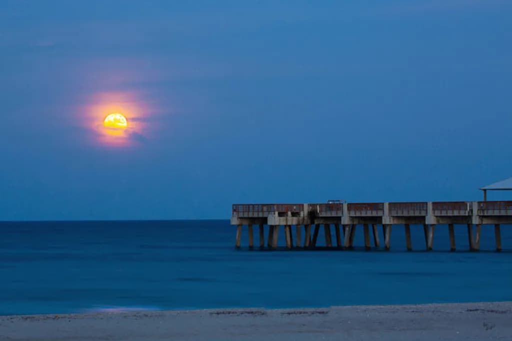 Blue Moon Pier