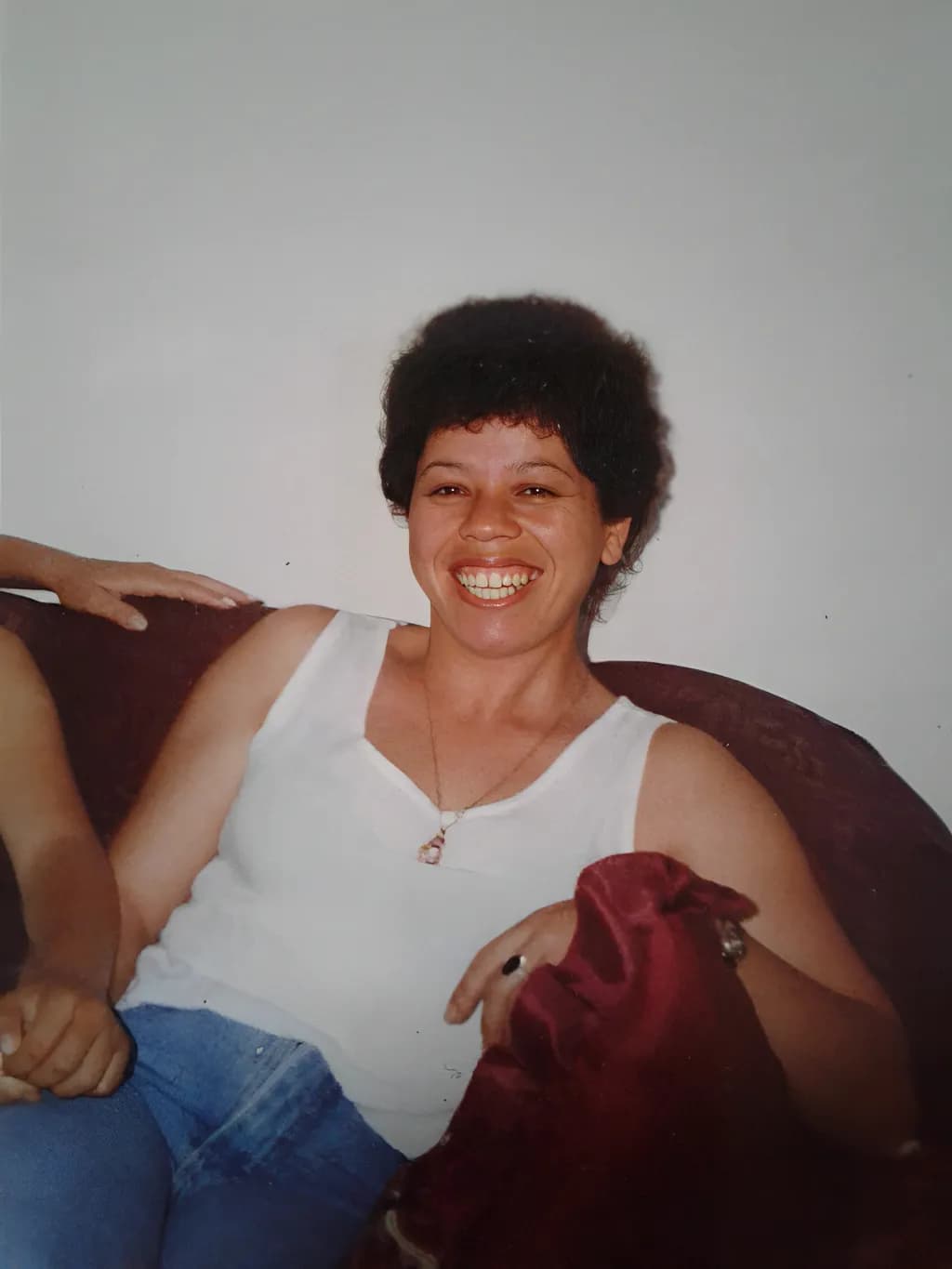Joyful Nostalgia: A Portrait of Relaxed Smiles and Cherished Moments