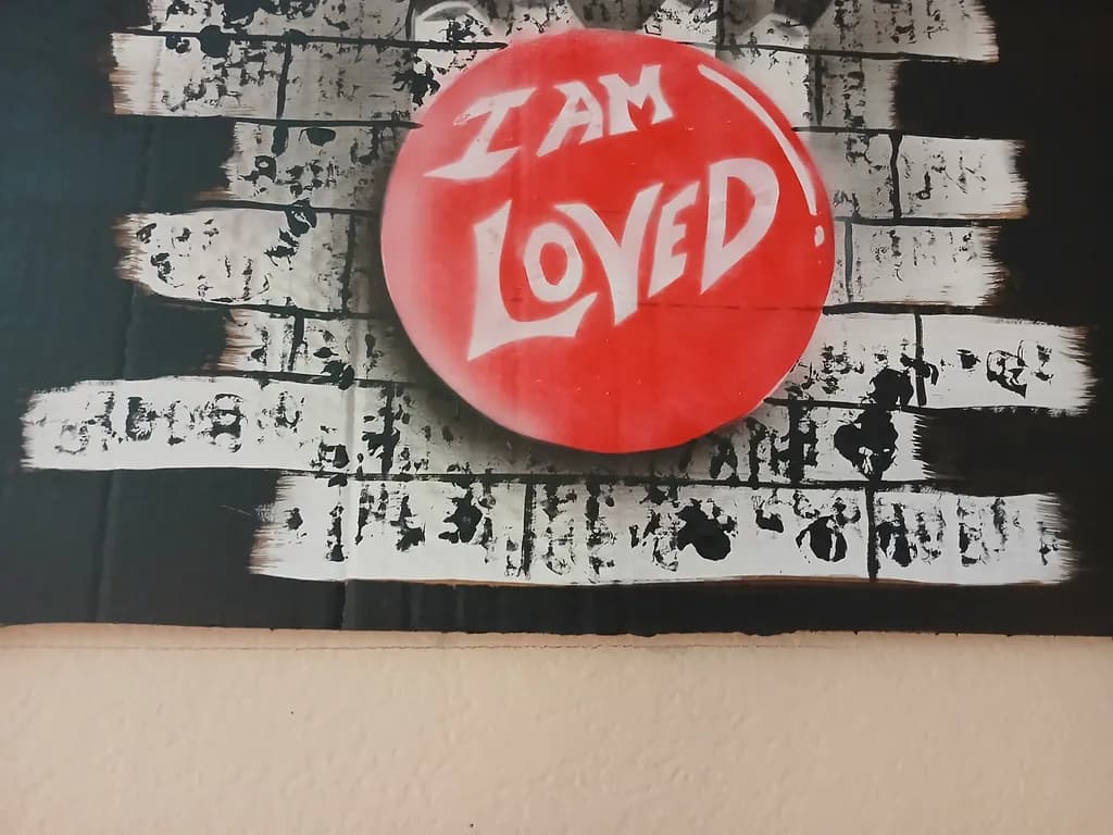 I Am Loved: A Bold Expression of Emotion and Creativity on Canvas
