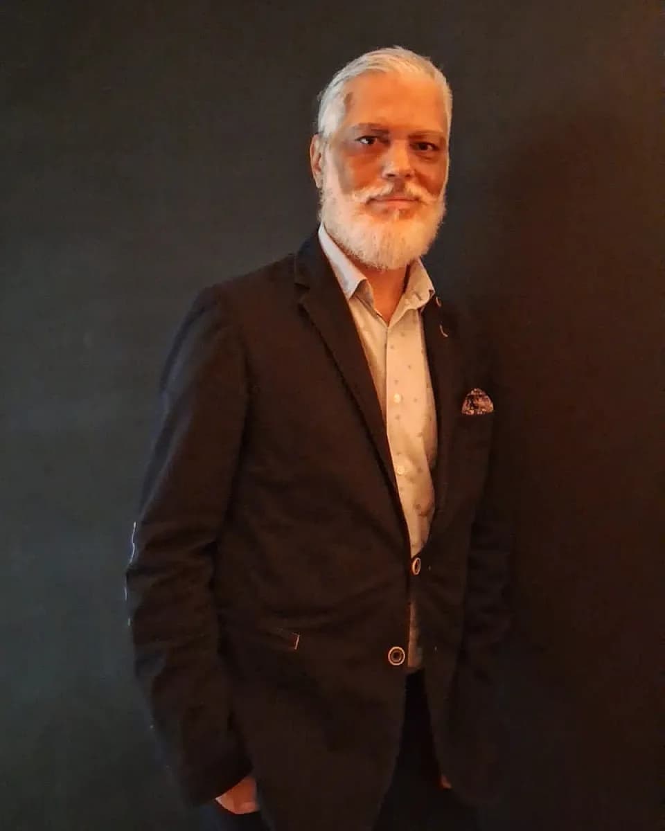 Elegant Confidence: A Portrait of Timeless Style and Grace
