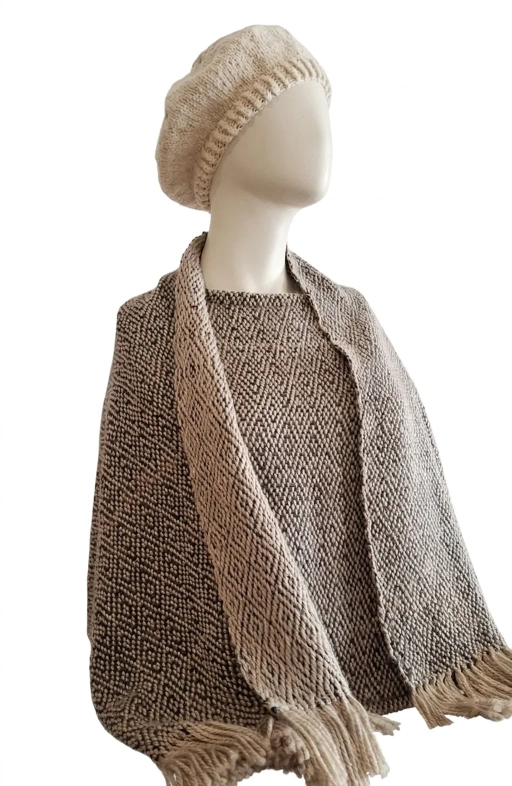 Woolen Embrace