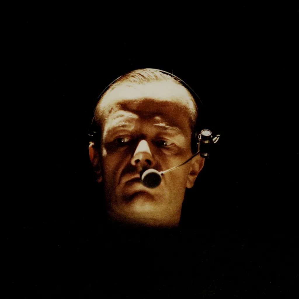 Silent Observer: The Intensity of Isolation in a Darkened Space