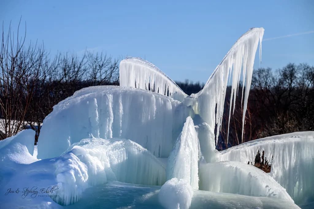 Frozen Cascade