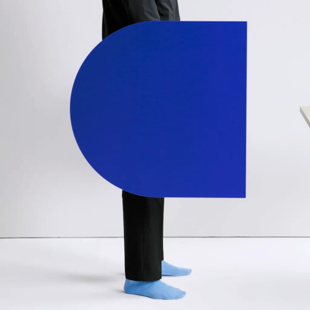 Bold Blue Geometry: A Playful Exploration of Form and Color in Contemporary Art