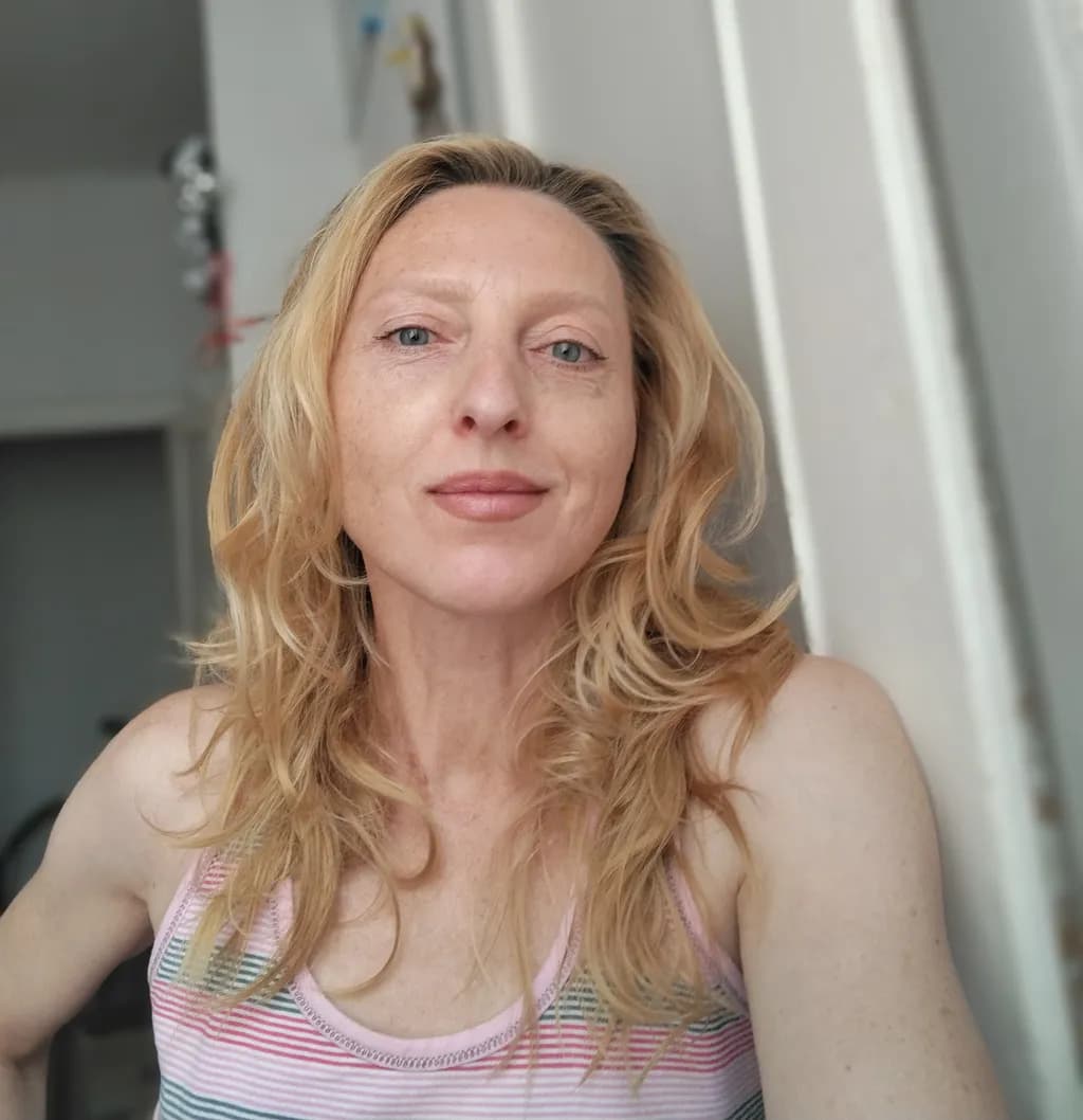 Confident Smile: A Casual Portrait of Inner Strength