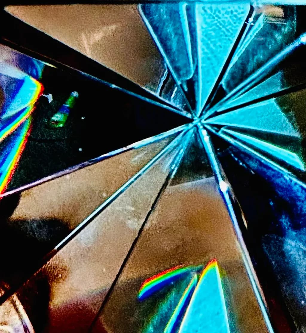 Prismatic Fractures