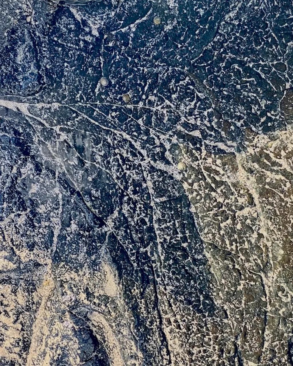 Earthern Currents