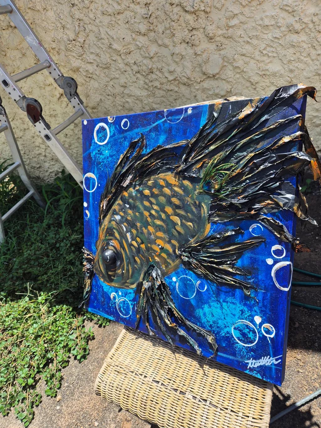 Textured Fish Bubbles