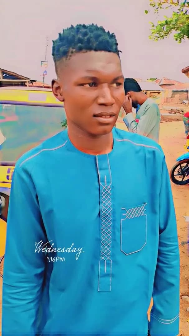Urban Elegance: A Portrait of Contemporary Style in Vibrant Blue Attire
