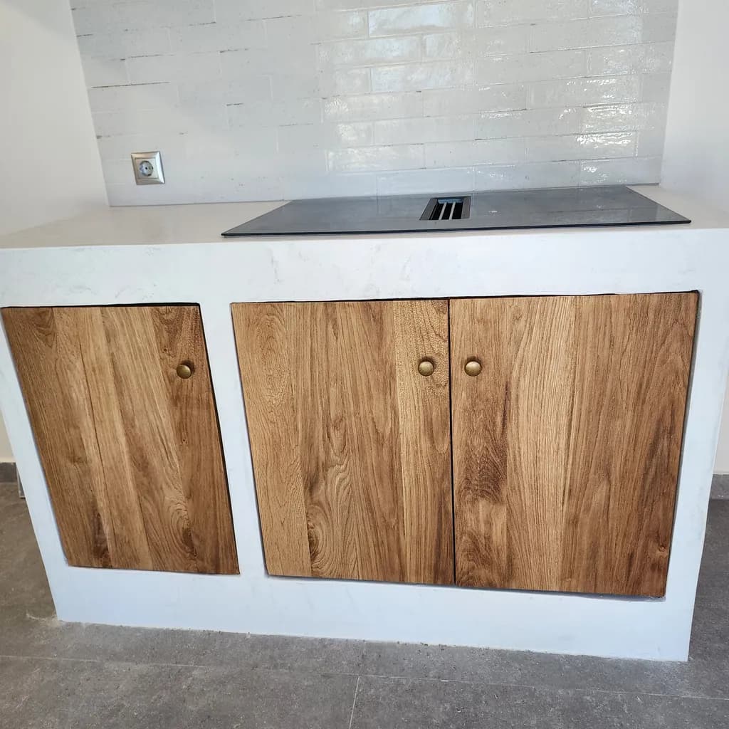 Modern Minimalist Kitchen Cabinet with Natural Wood Finish and Sleek Design