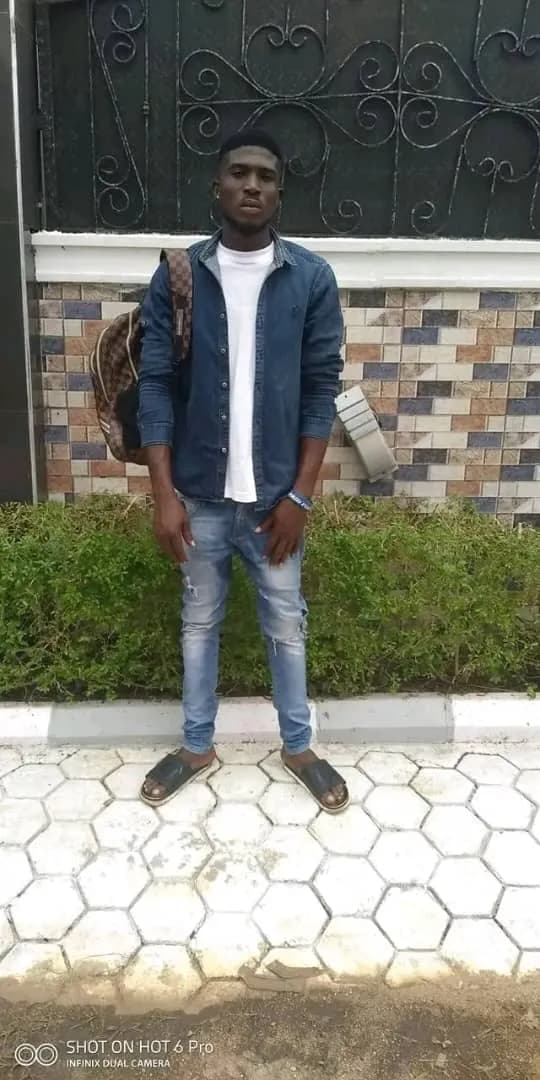 Urban Elegance: A Modern Portrait of Style and Confidence