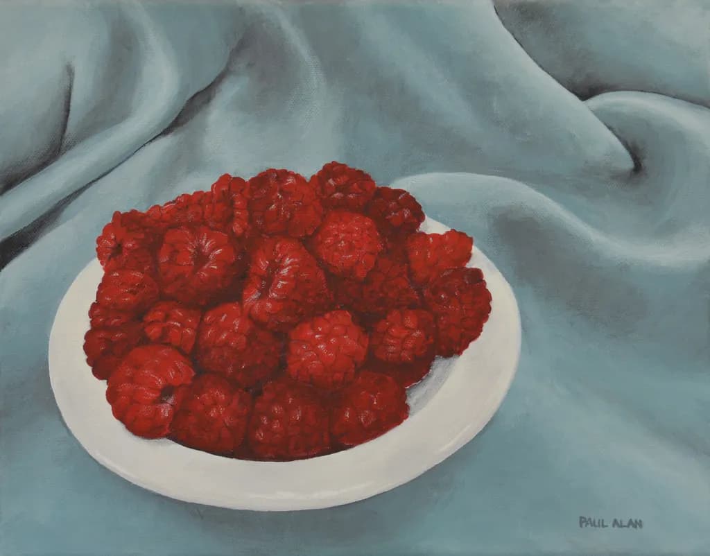 Vibrant Raspberries on a Serene Plate: A Still-Life Exploration of Texture and Color