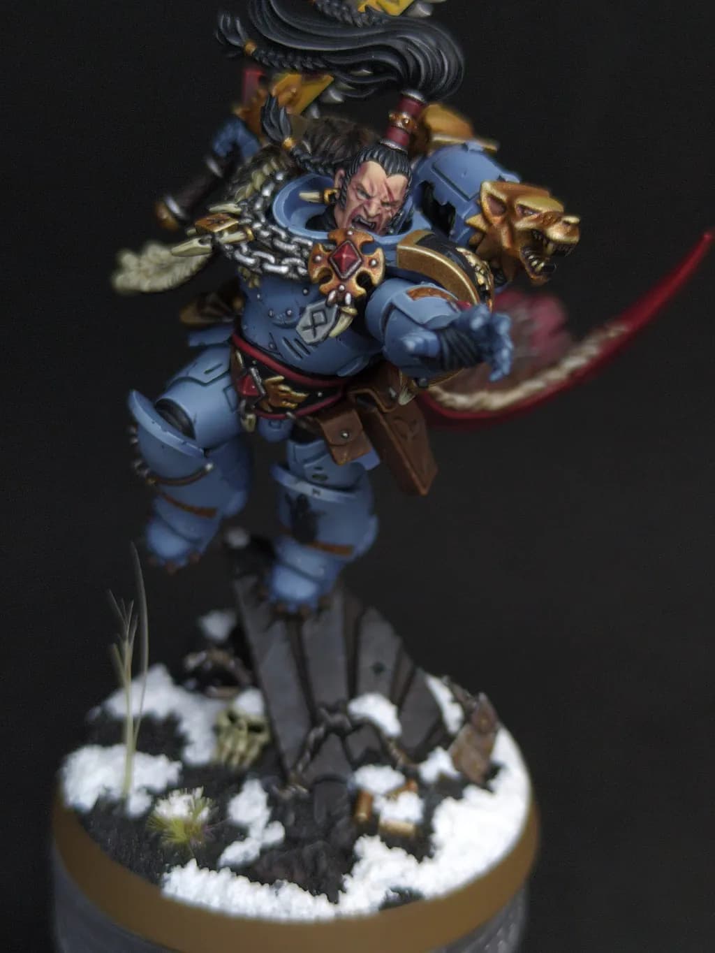 Fury of the Frostbound Warrior: A Dynamic Miniature Display of Valor and Vengeance