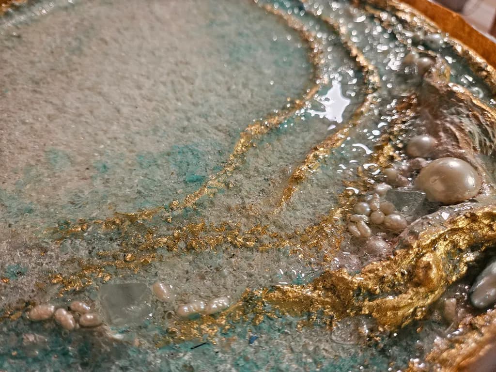 Golden Currents