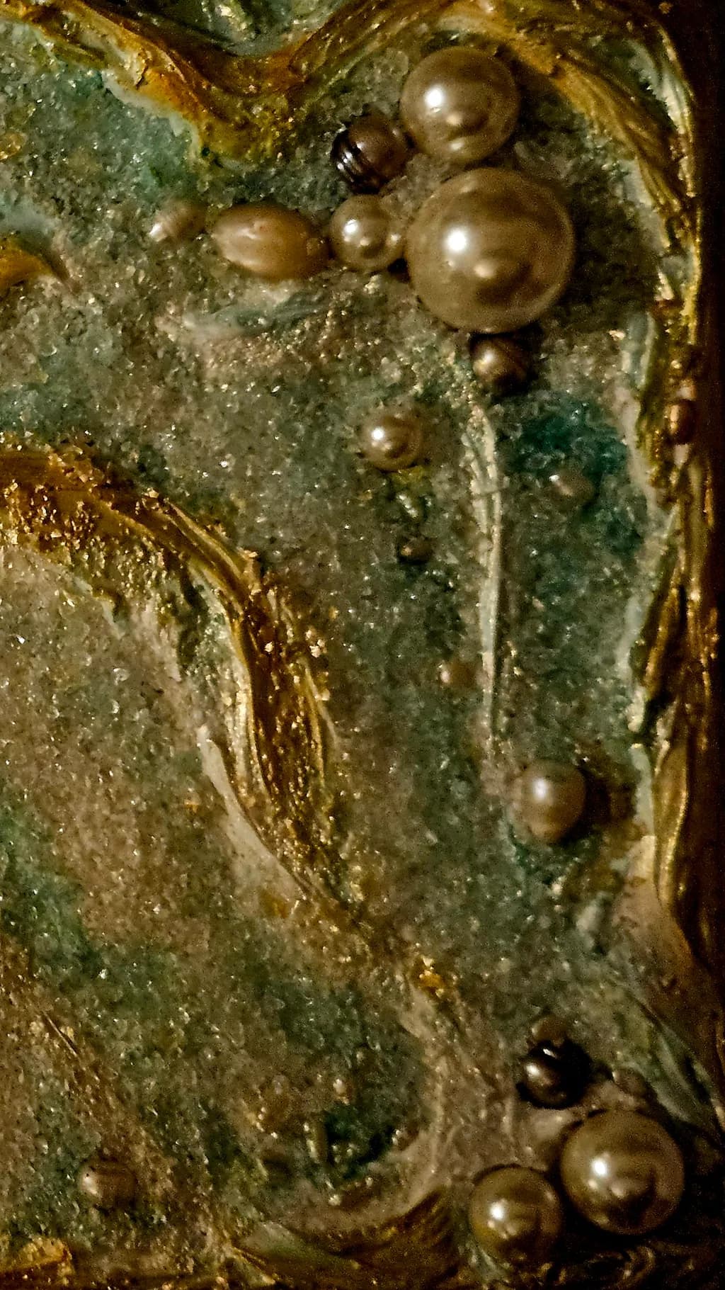 Golden Pearl Depths