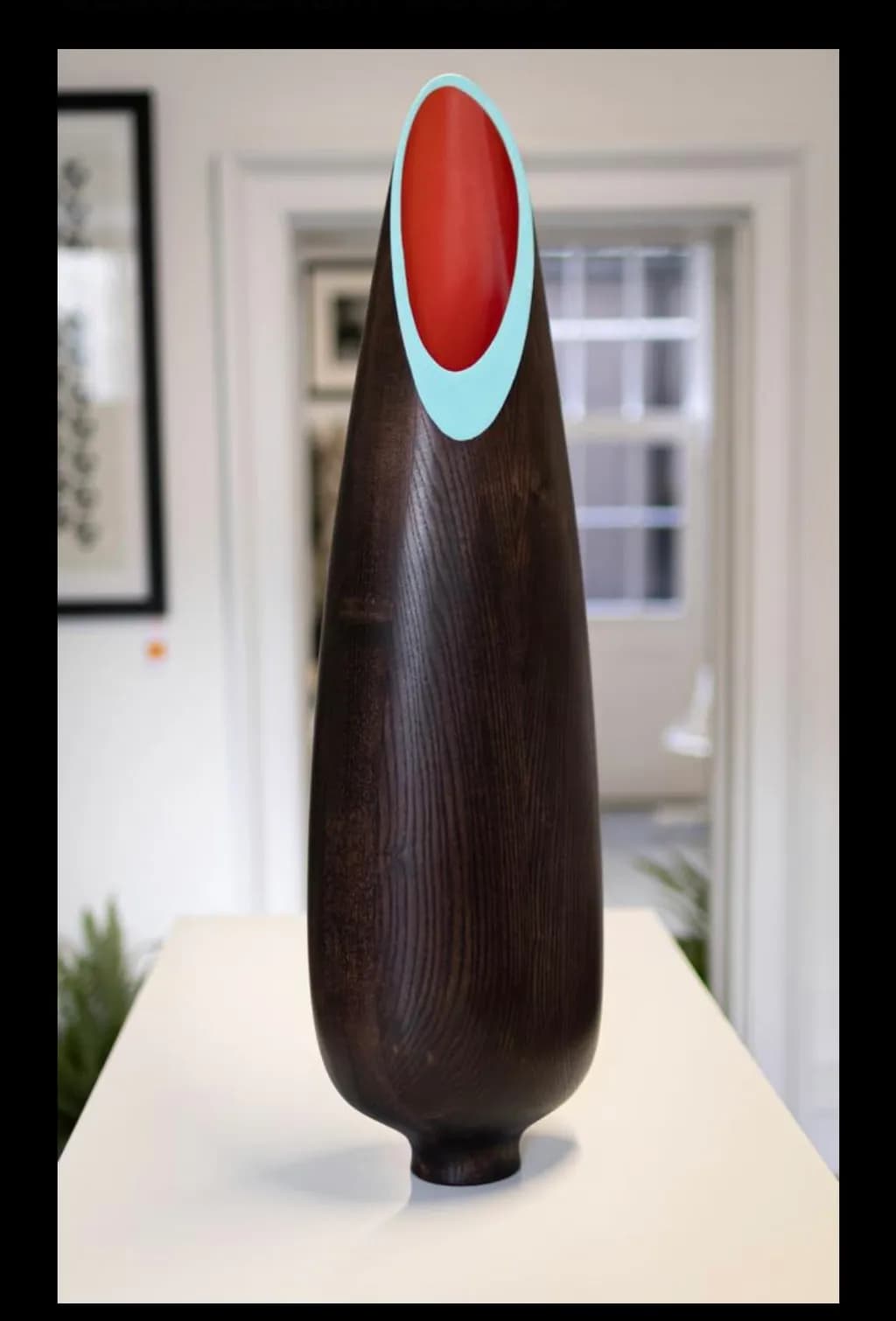Modern Elegance: A Colorful Wooden Vase with Artistic Flair