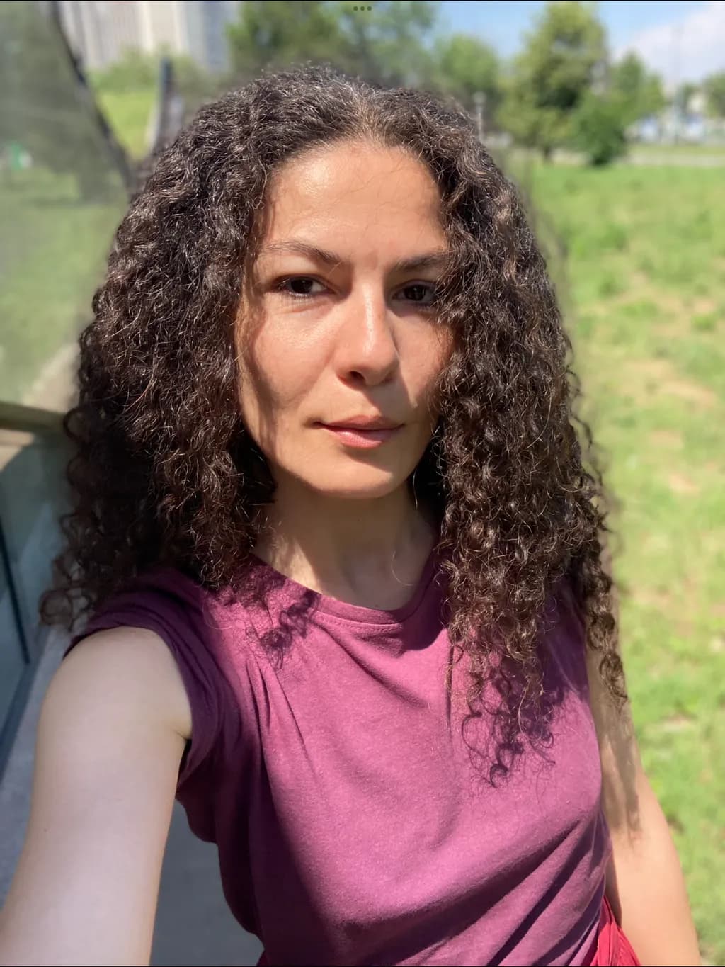 Radiant Reflections: A Portrait of Natural Beauty in Sunlit Serenity