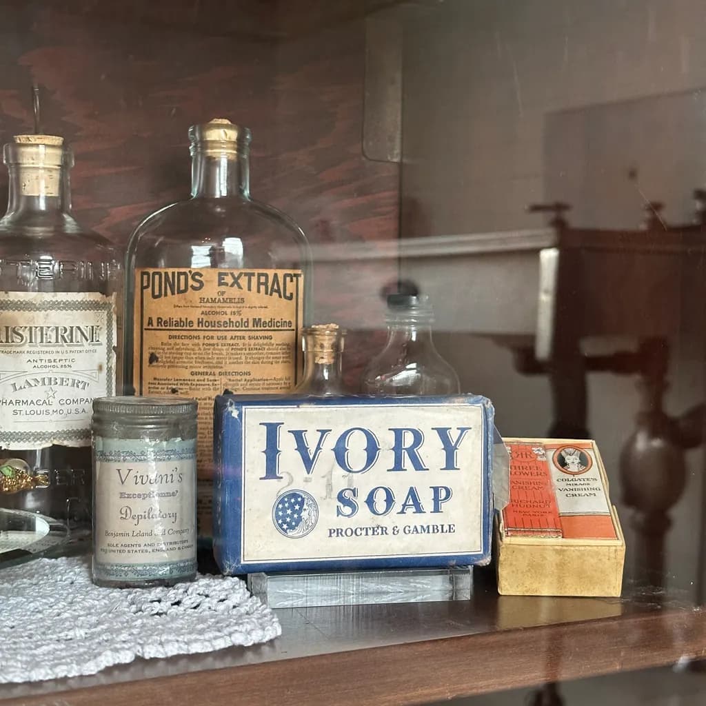 Vintage Apothecary Collection