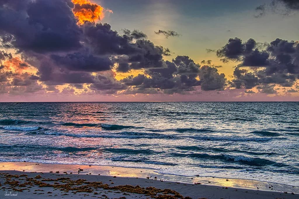Burning Cloud Horizon