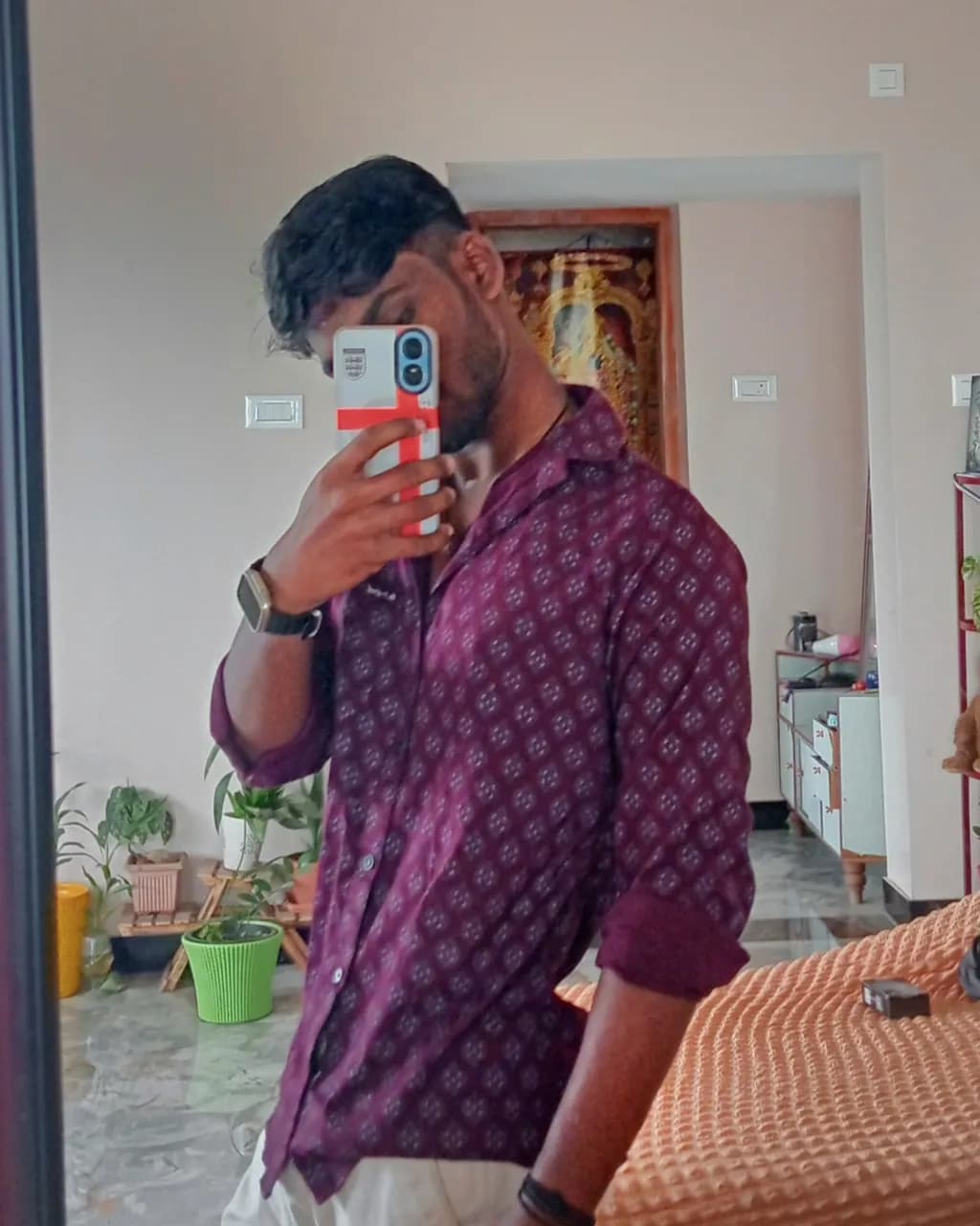Reflections of Style: A Casual Self-Portrait in the Mirror