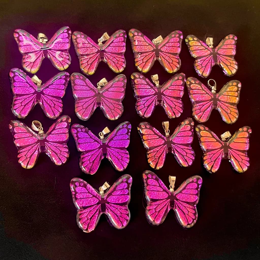 Whimsical Pink Butterfly Pendants: Glittering Accessories for a Touch of Elegance